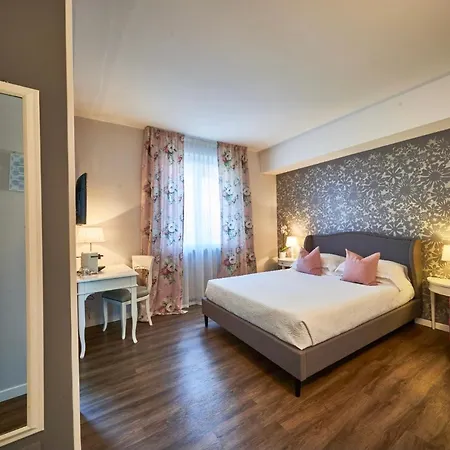 Hotel Clodia 3*