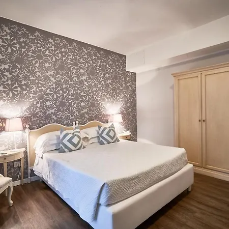 Clodia Hotel Sirmione