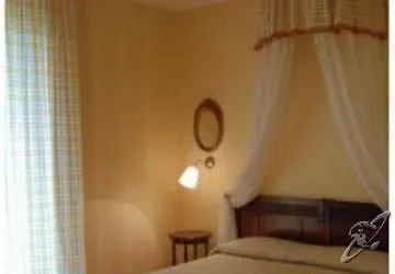 Clodia Hotel